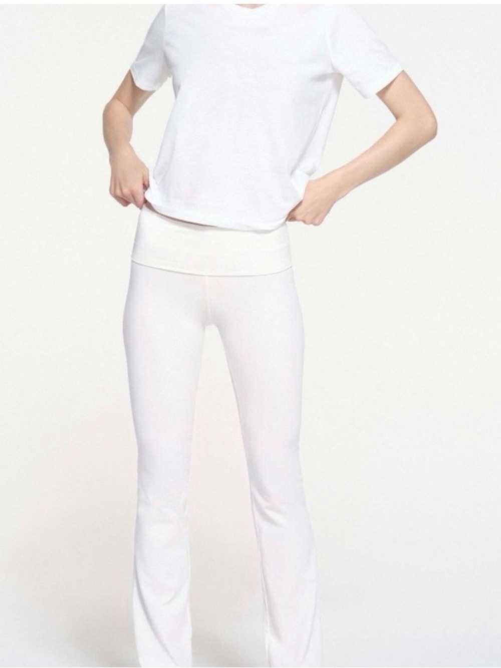 Skims Relaxed Tee - Snow NWT